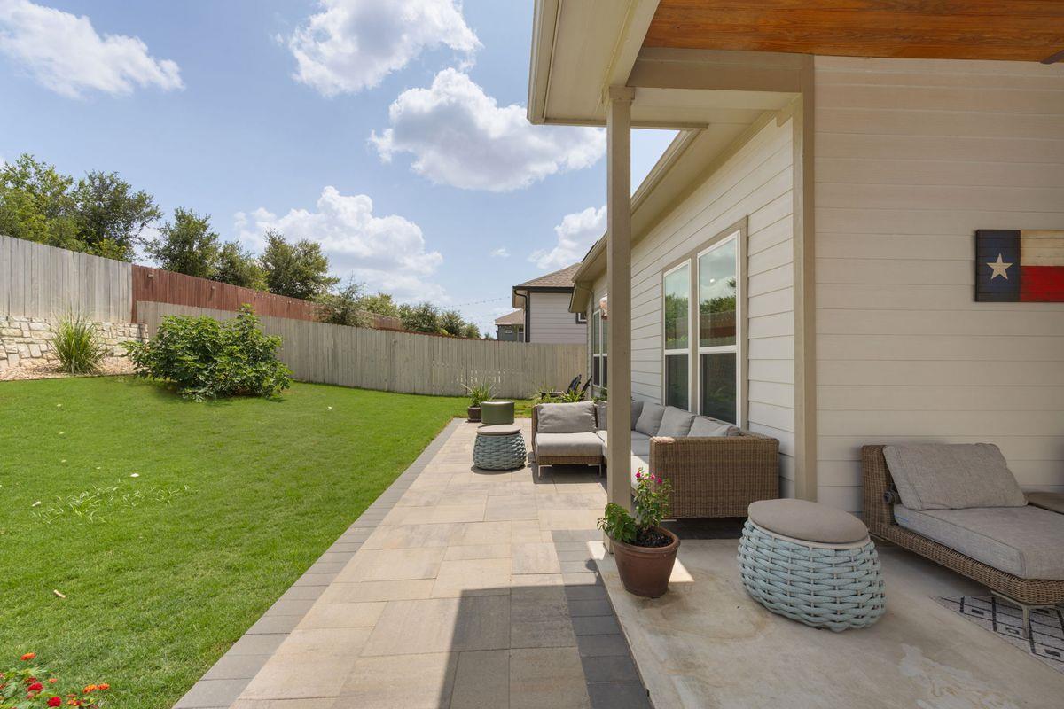 16705 Adoro Dr Property Photo 29