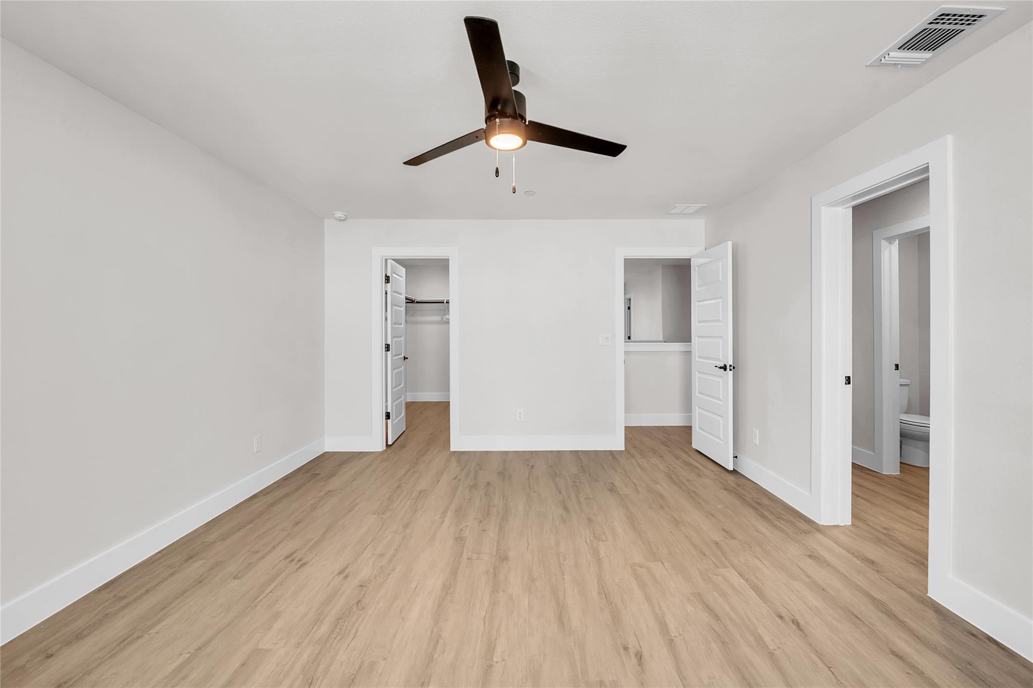 9312 Curious Squirrel St Property Photo 12