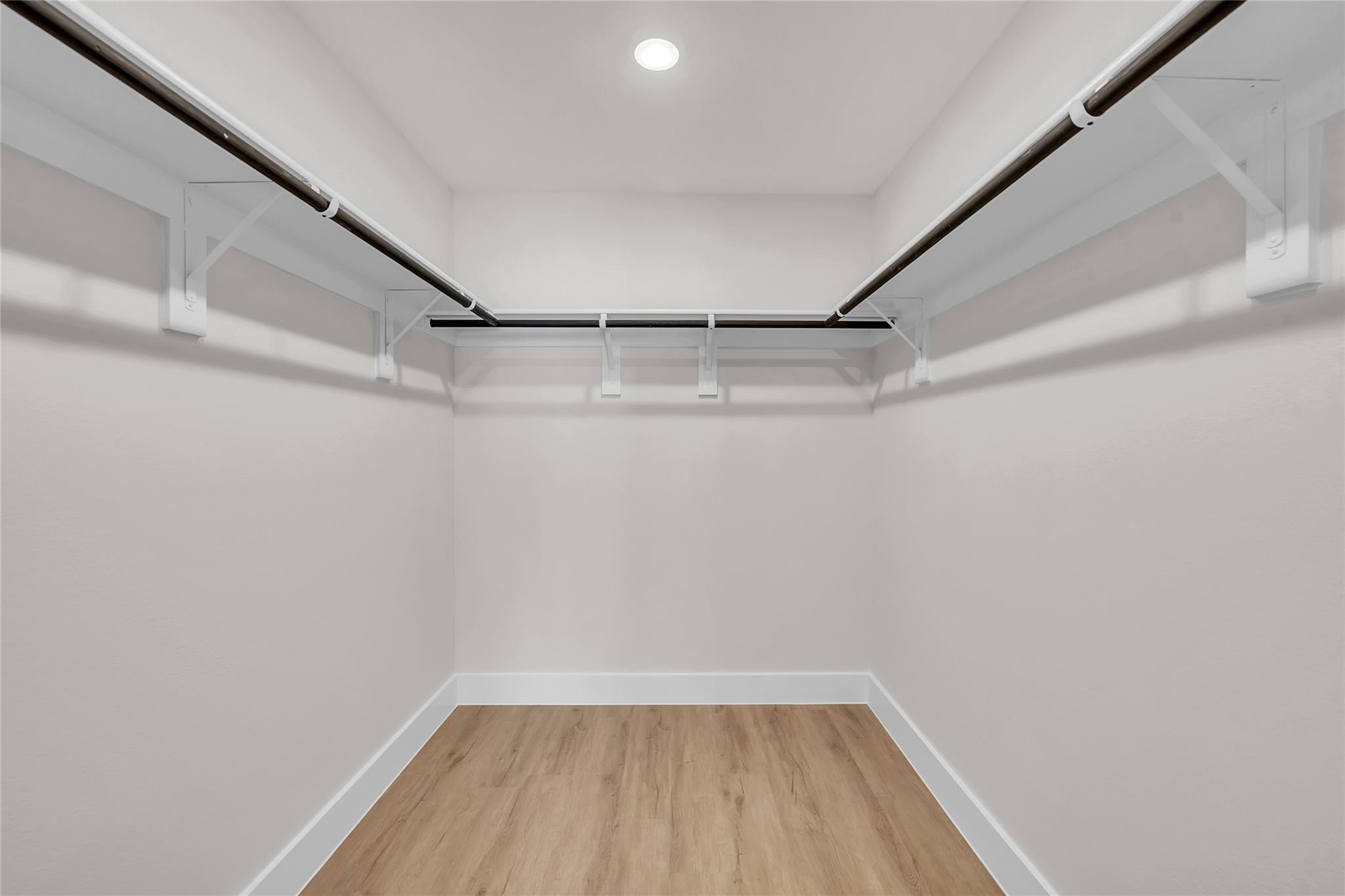 9312 Curious Squirrel St Property Photo 15