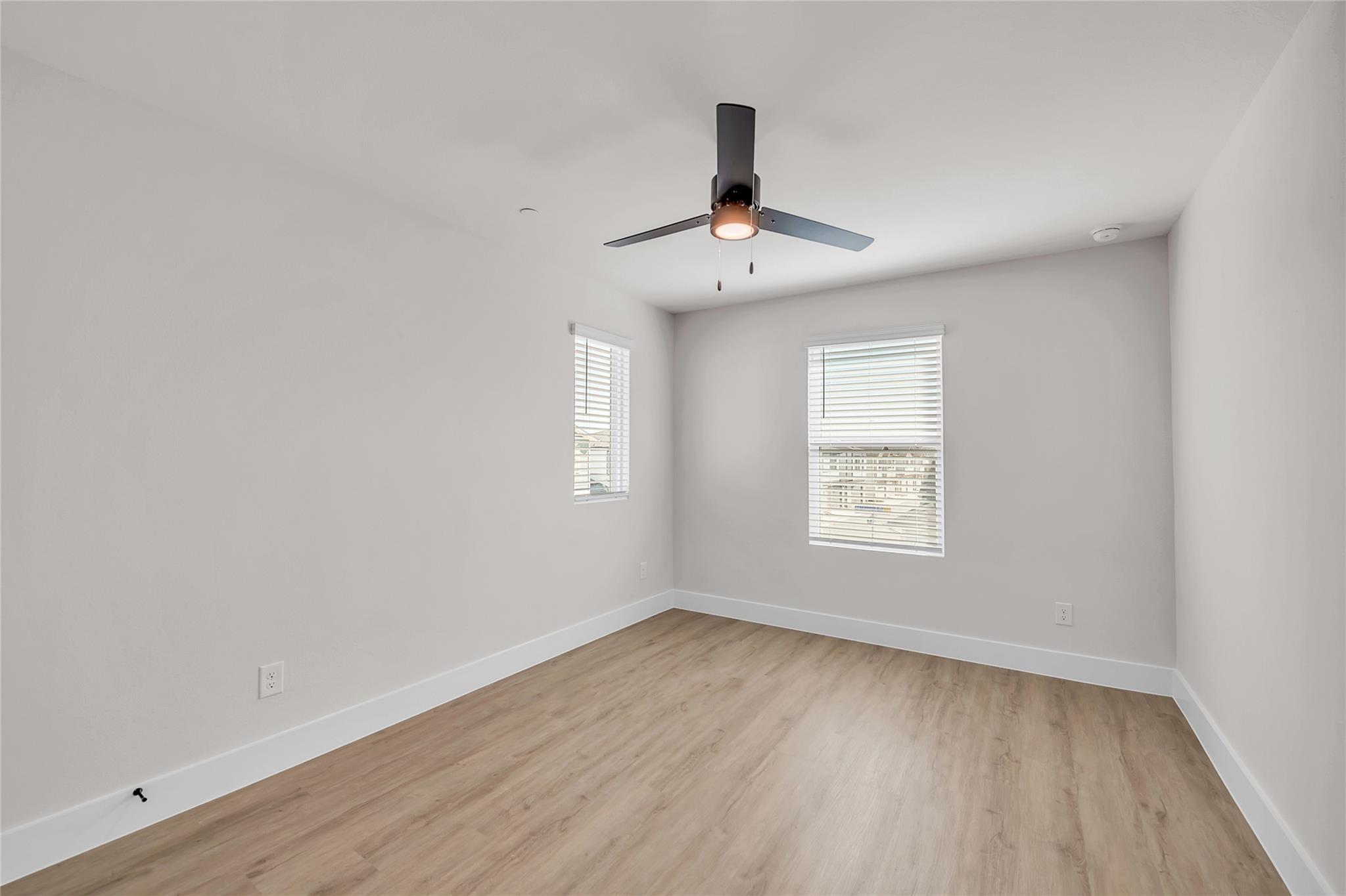 9312 Curious Squirrel St Property Photo 16