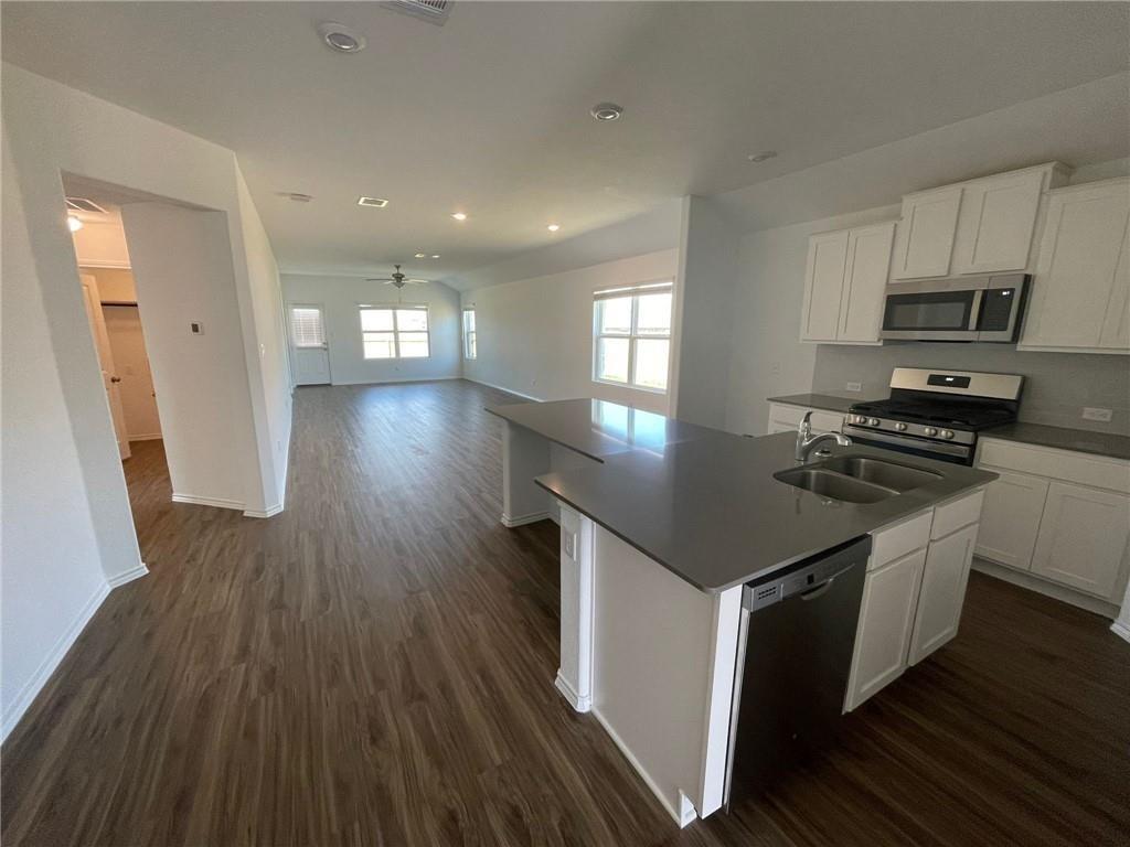 101 Konik Rd Property Photo 3