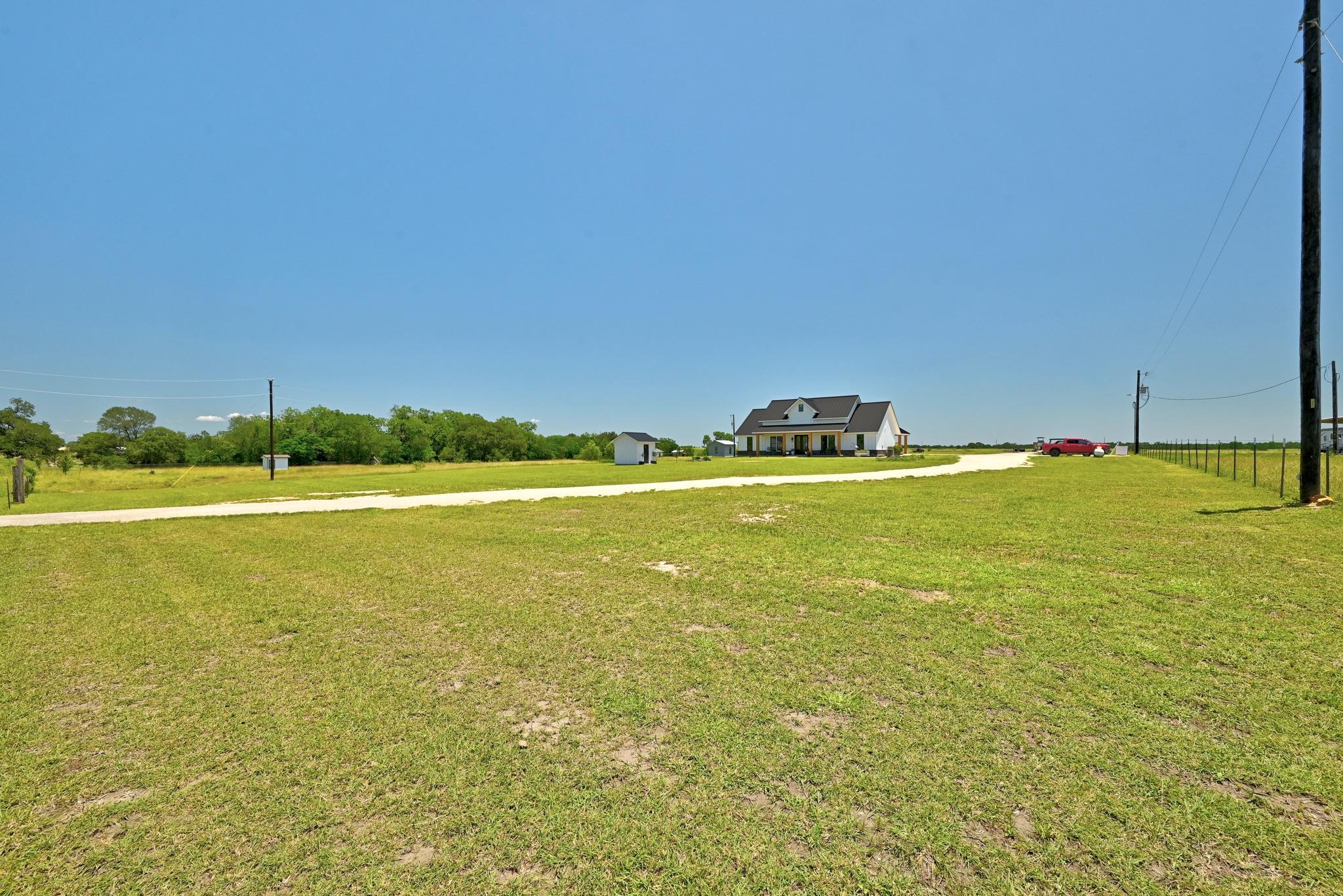 2889 Old Mcmahan Rd Property Photo 4