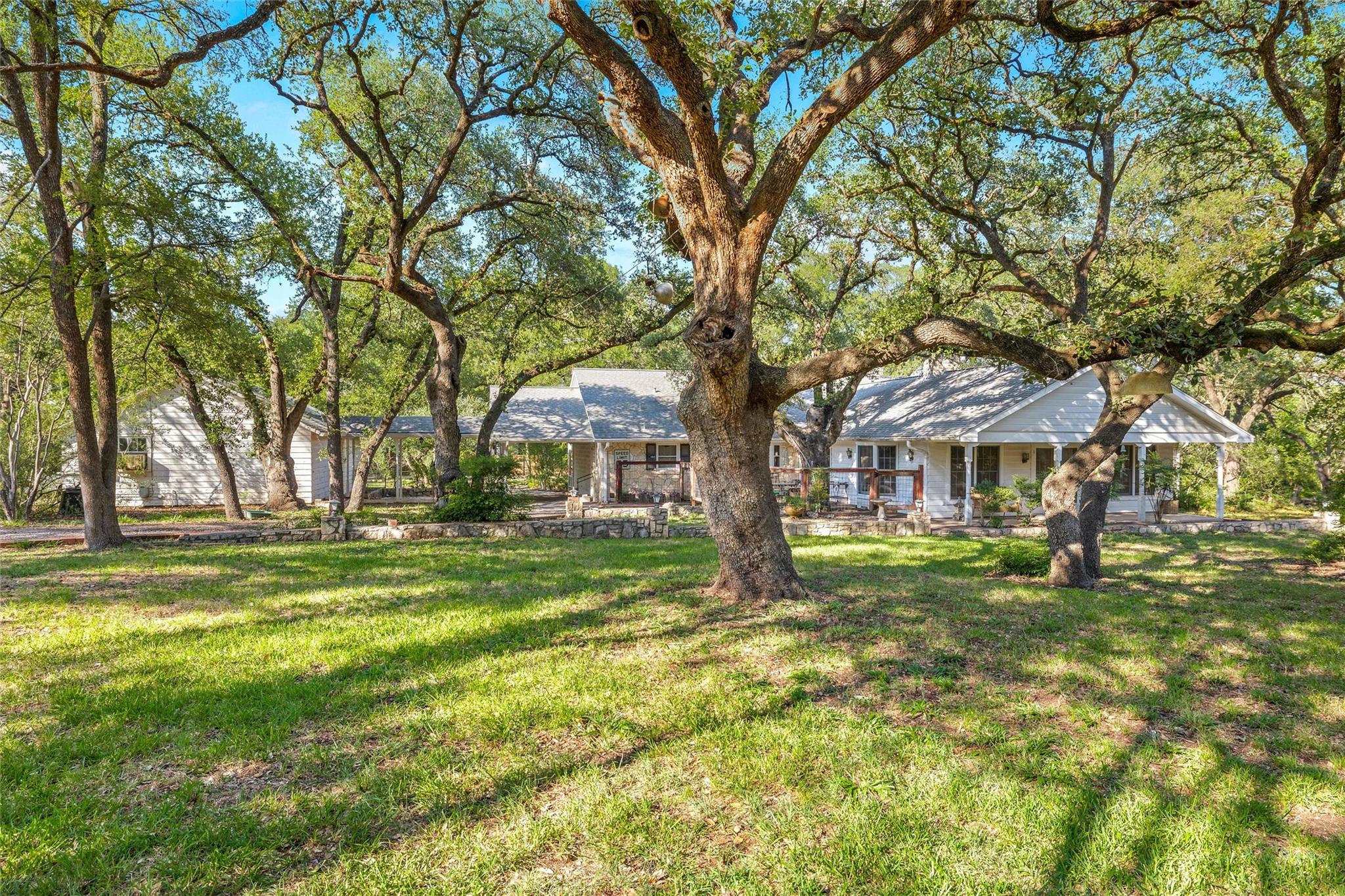 4101 Spicewood Springs Rd Property Photo 9