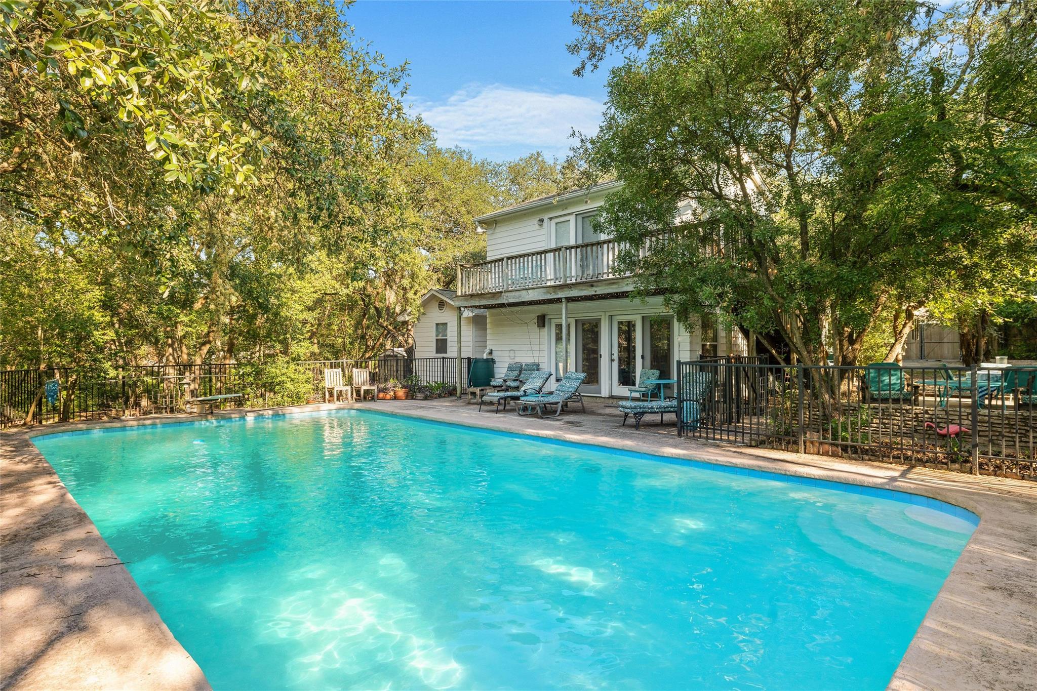 4101 Spicewood Springs Rd Property Photo 10