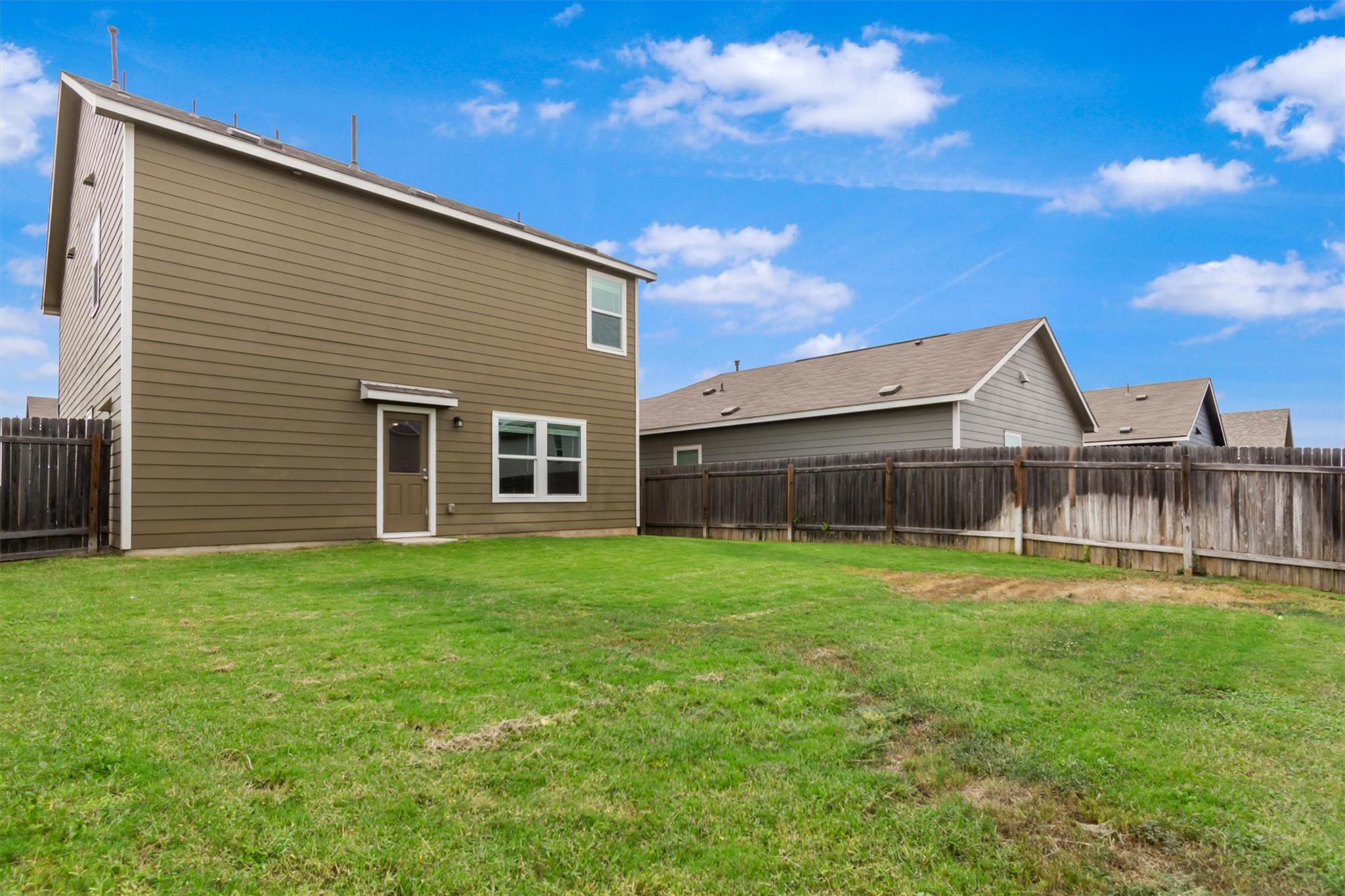 131 Soapstone Pass Property Photo 26