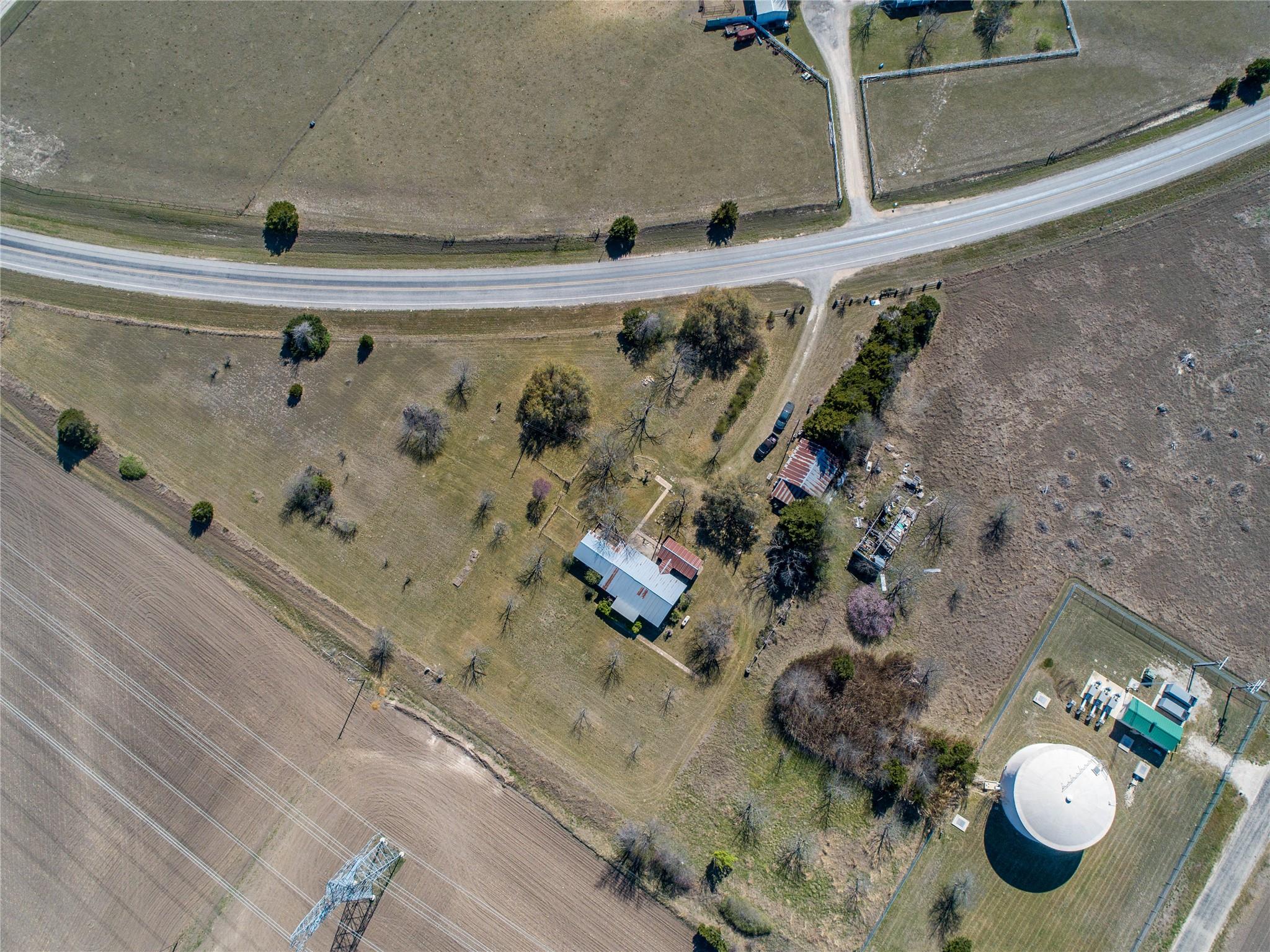 7835 Fm 972 Property Photo 6