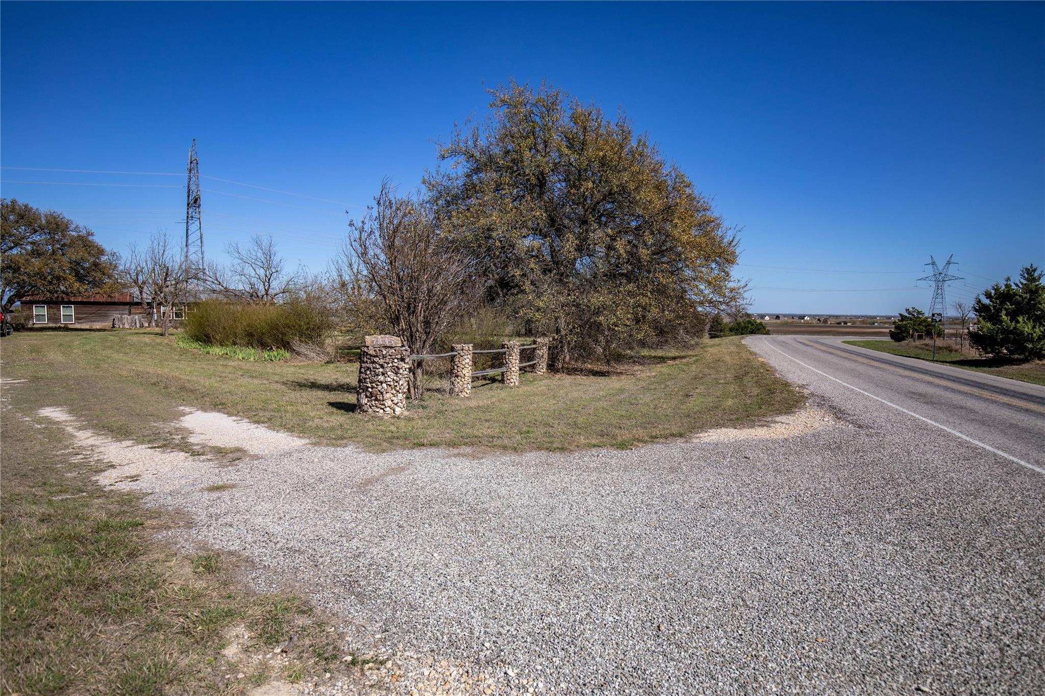 7835 Fm 972 Property Photo 28