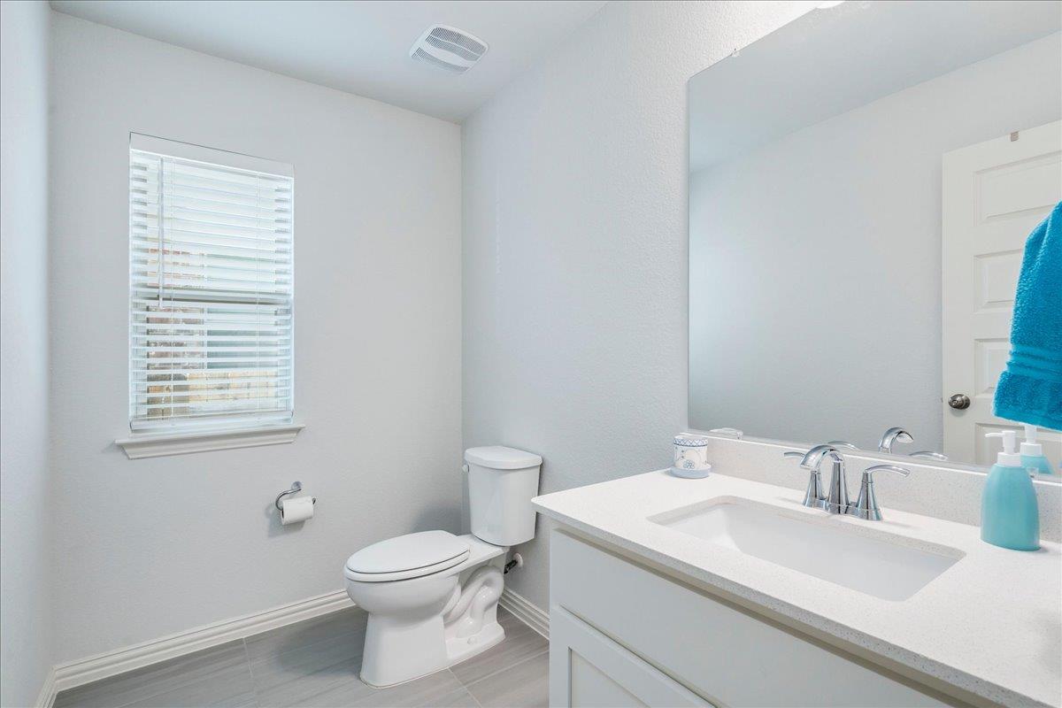 499 Coyote Creek Way Property Photo 30