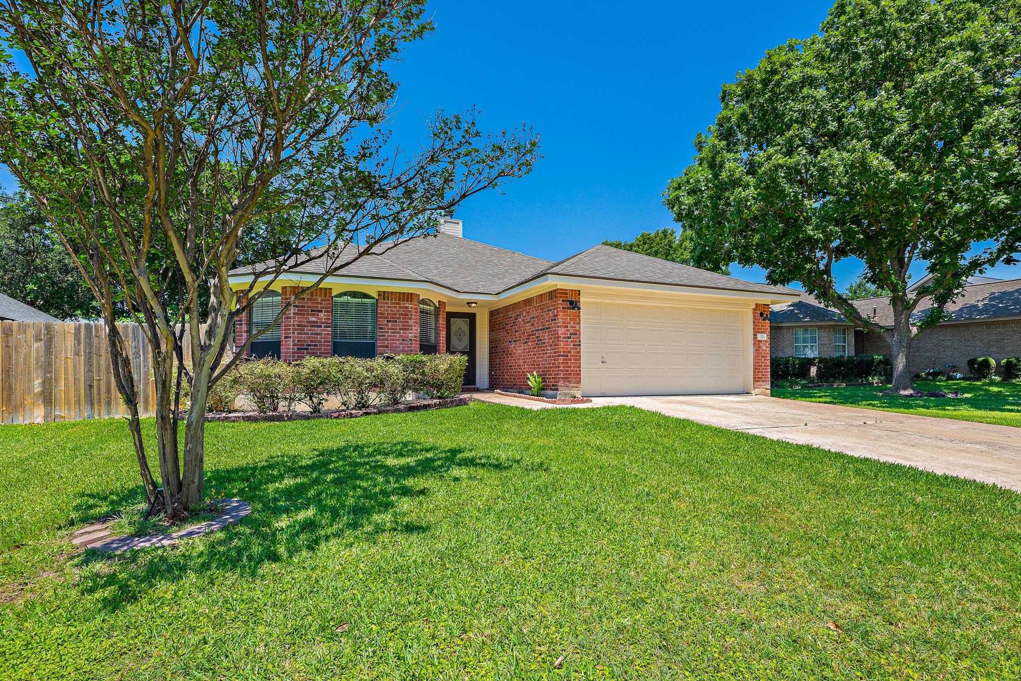 111 Stephen Ln Property Photo 2