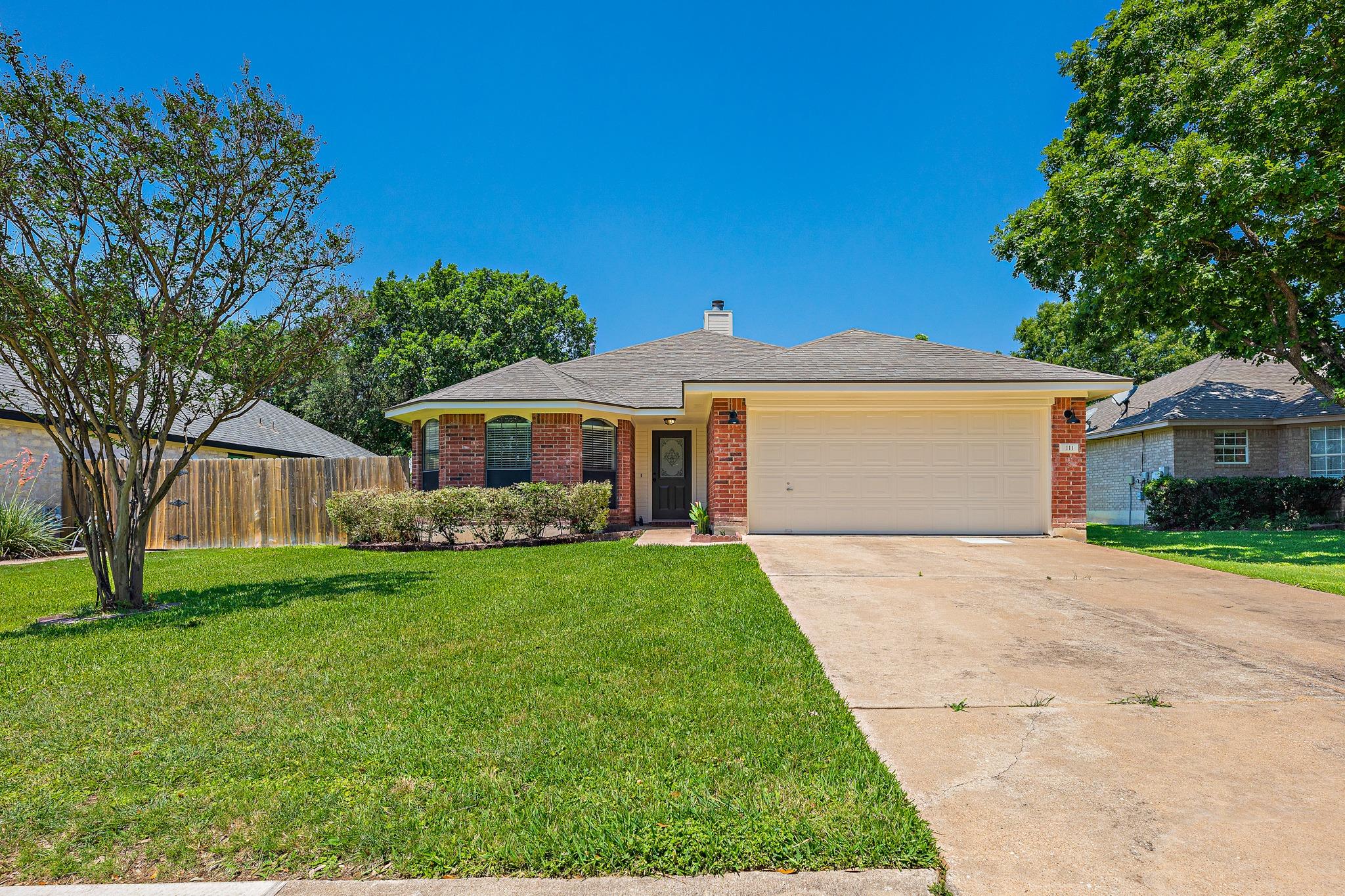111 Stephen Ln Property Photo 4