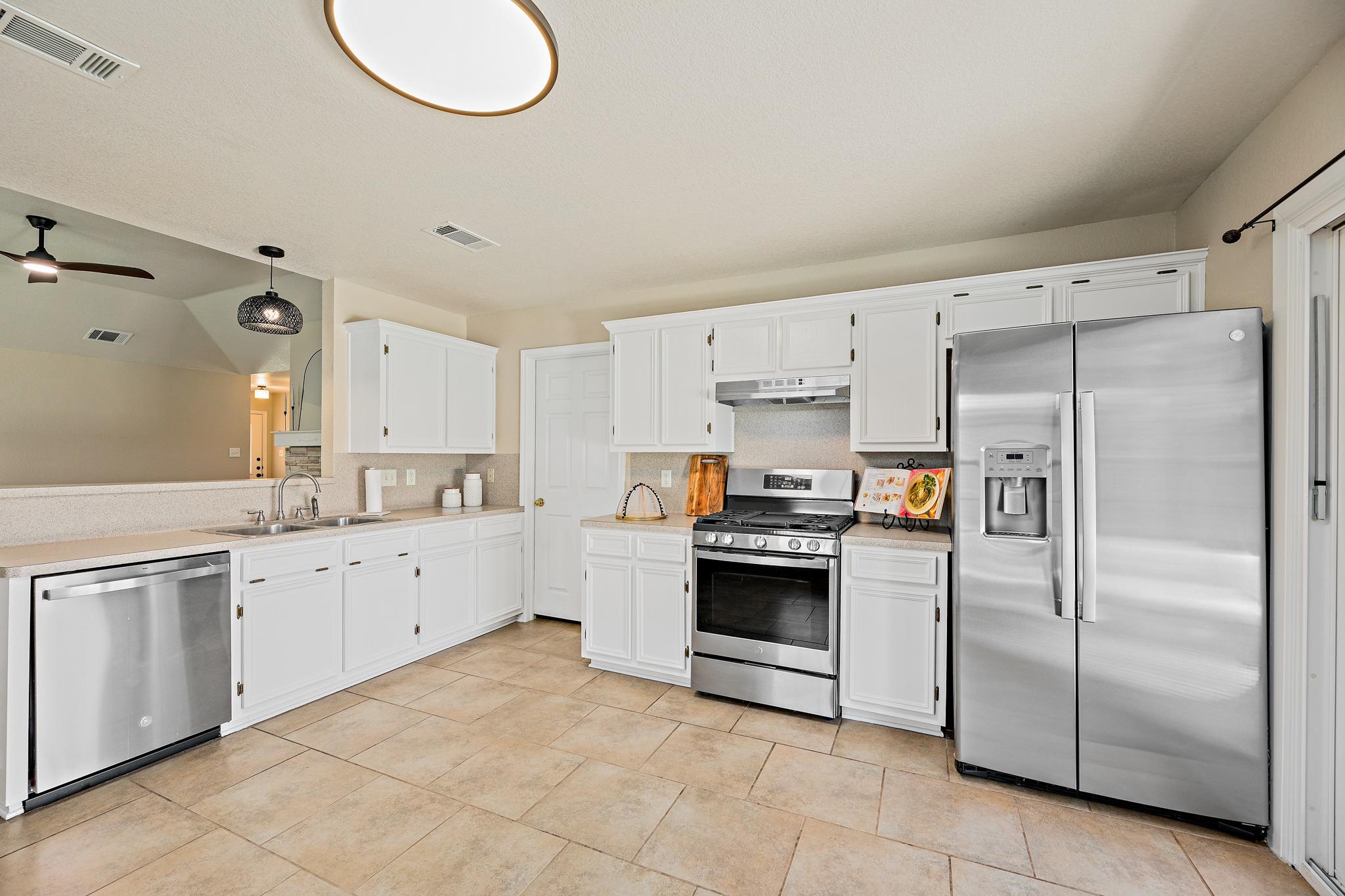111 Stephen Ln Property Photo 10