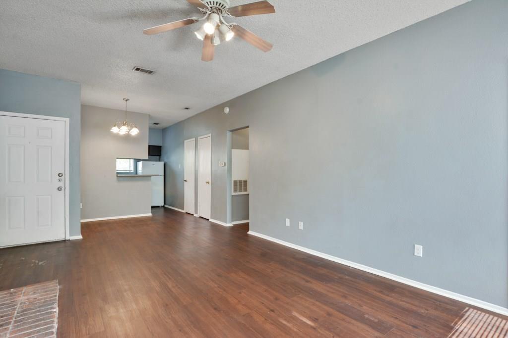 9506 Kempler Dr C Property Photo 2