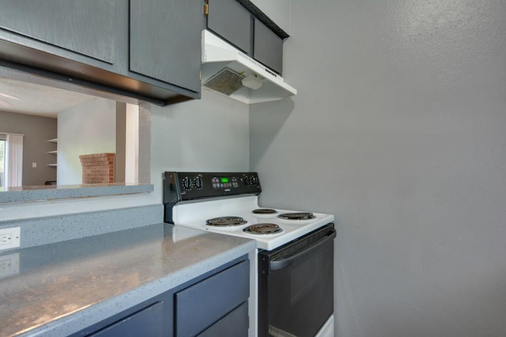 9506 Kempler Dr C Property Photo 5