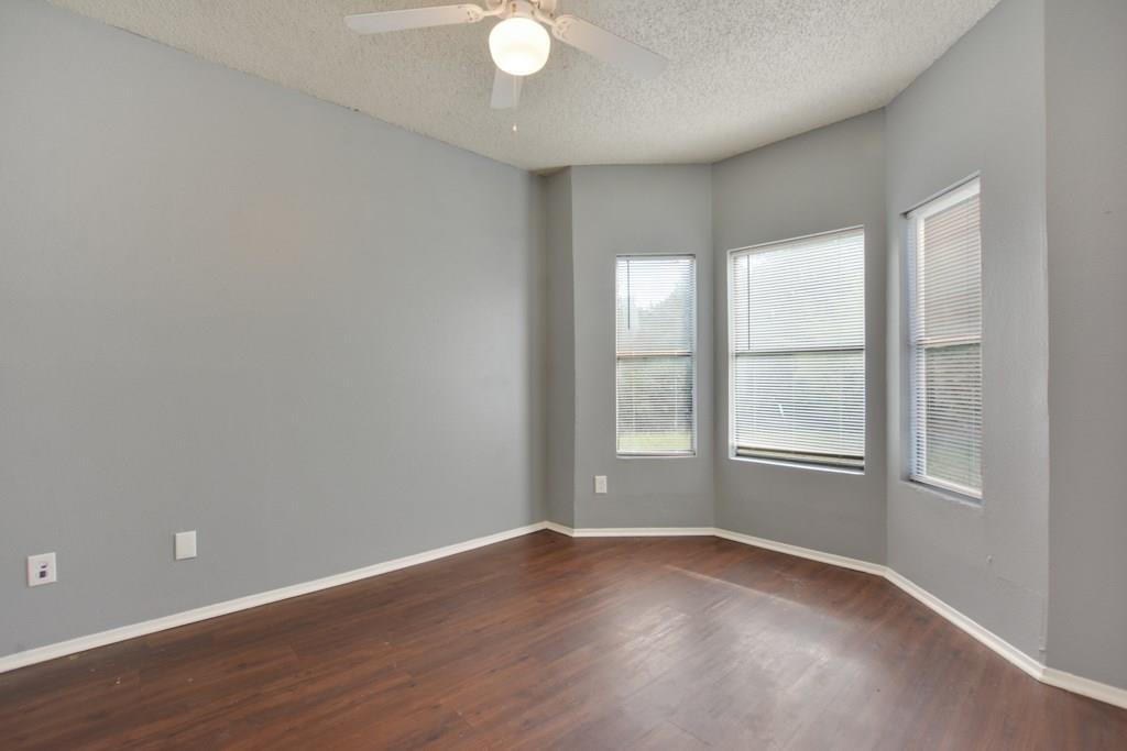 9506 Kempler Dr C Property Photo 7
