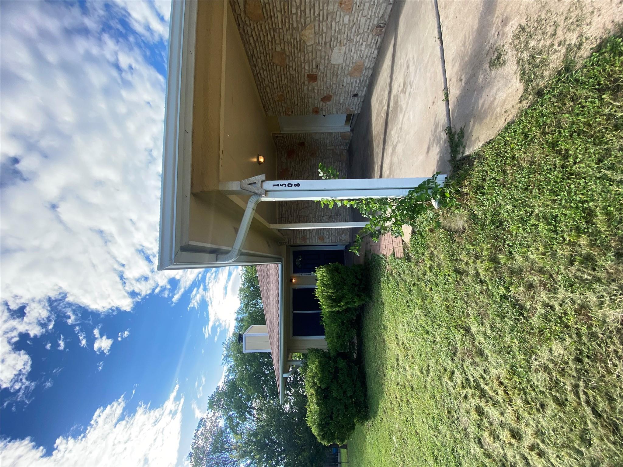 1508 No Mor Cv Property Photo 2