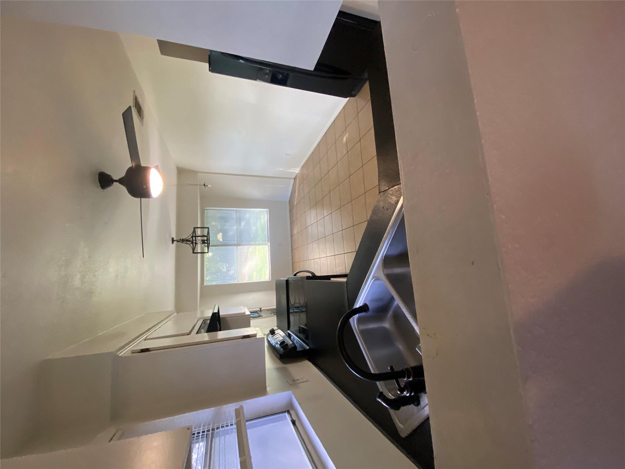 1508 No Mor Cv Property Photo 11
