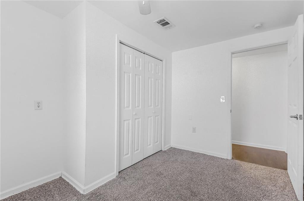 1105 E 3rd St #a Property Photo 17