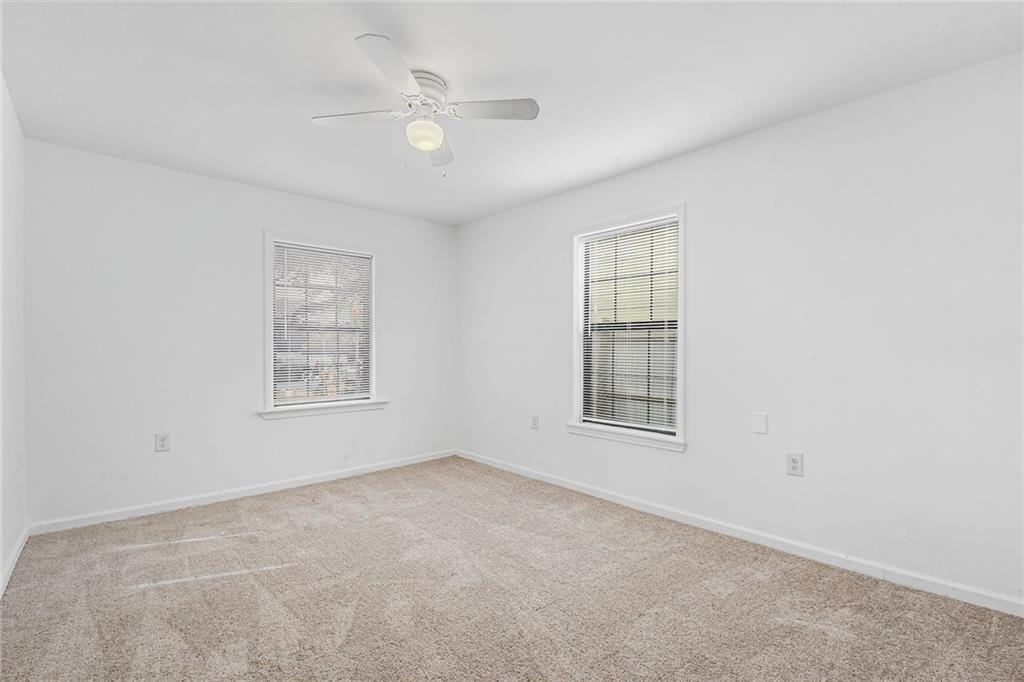 1105 E 3rd St #a Property Photo 18