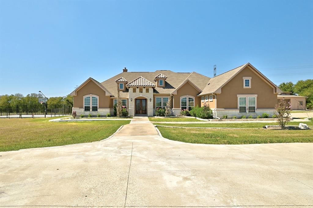 2777268 Property Photo 1