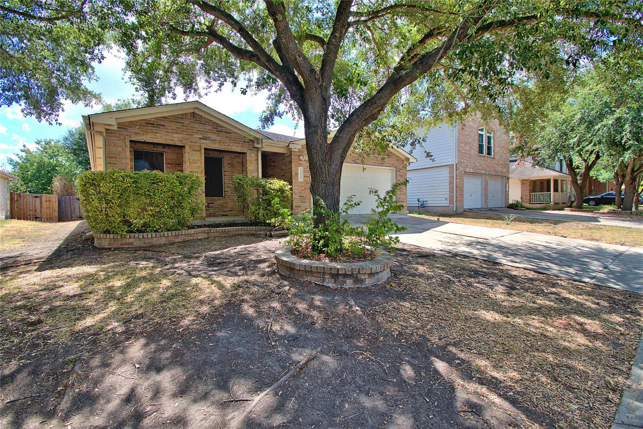 12217 Kilmartin Ln Property Photo 3