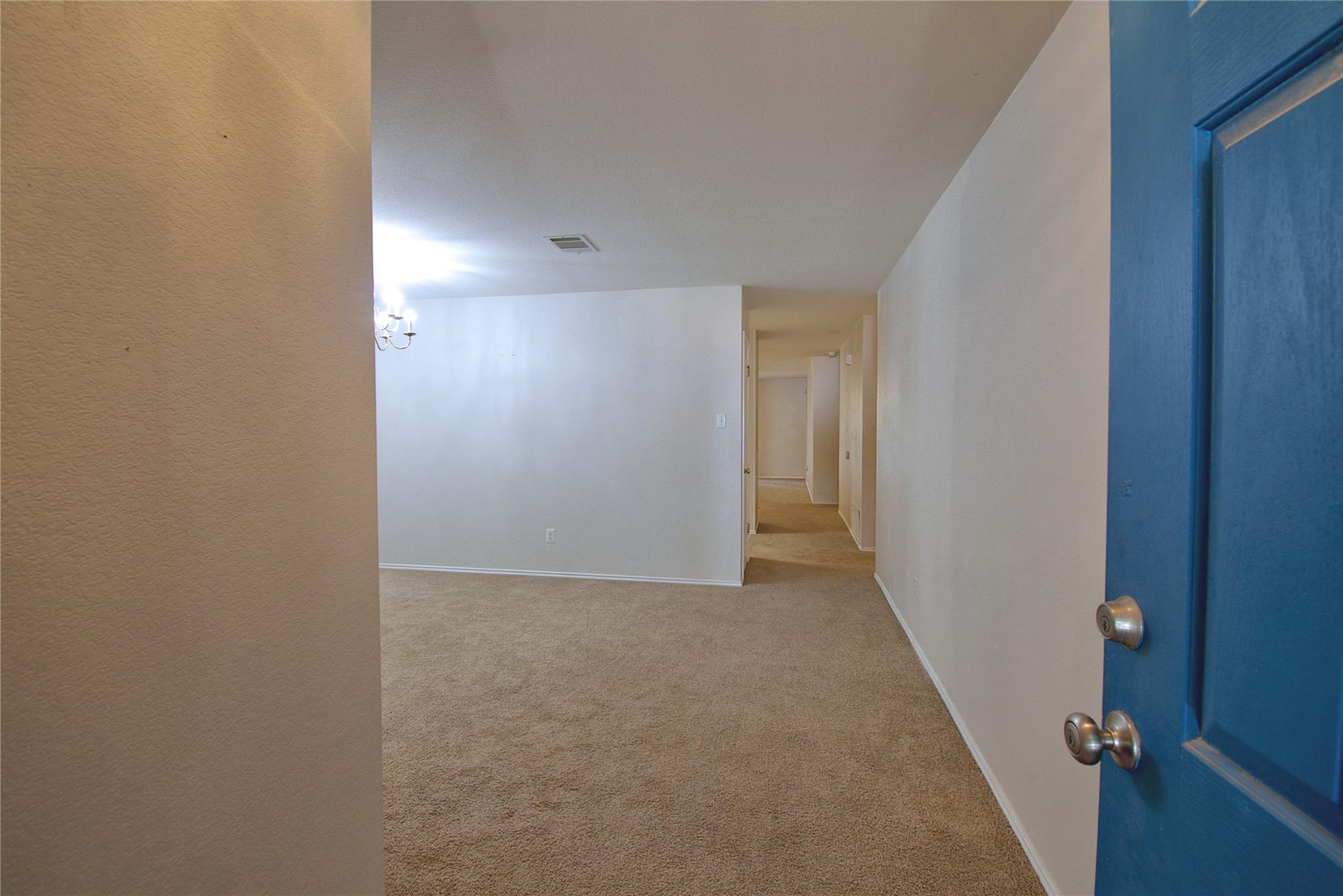 12217 Kilmartin Ln Property Photo 4