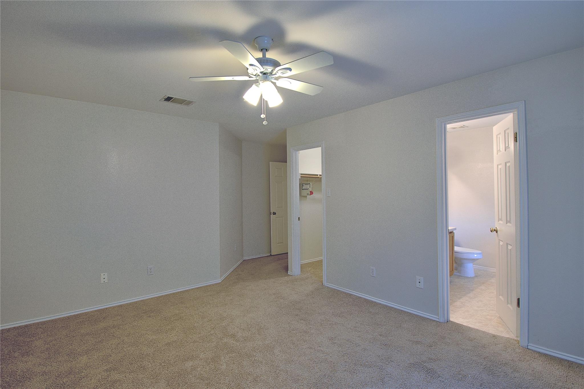 12217 Kilmartin Ln Property Photo 21
