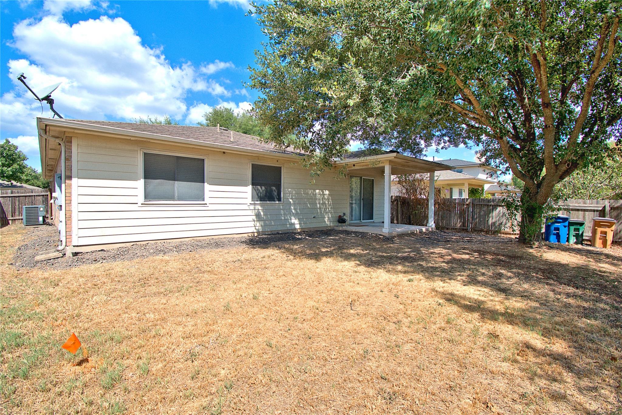 12217 Kilmartin Ln Property Photo 25