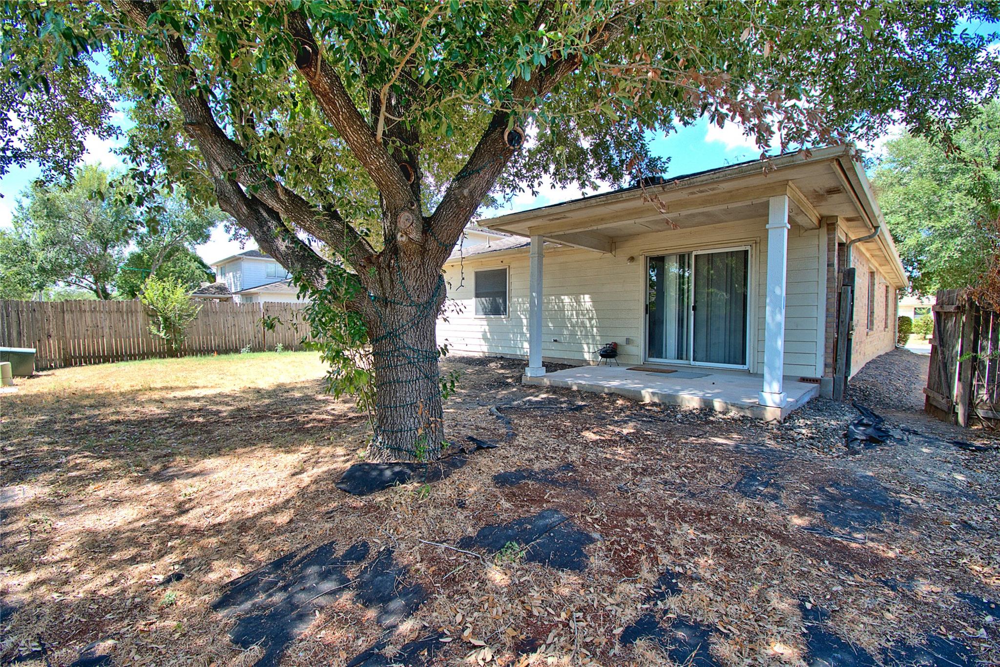 12217 Kilmartin Ln Property Photo 26