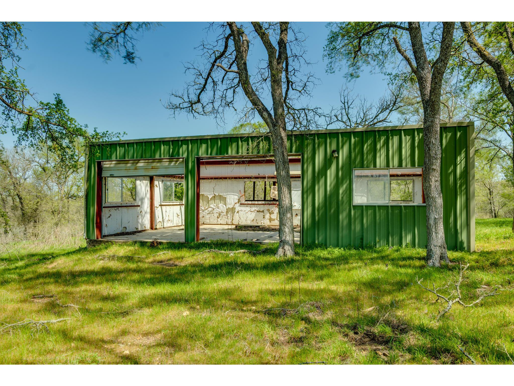 185 Settlers Trl Property Photo 6