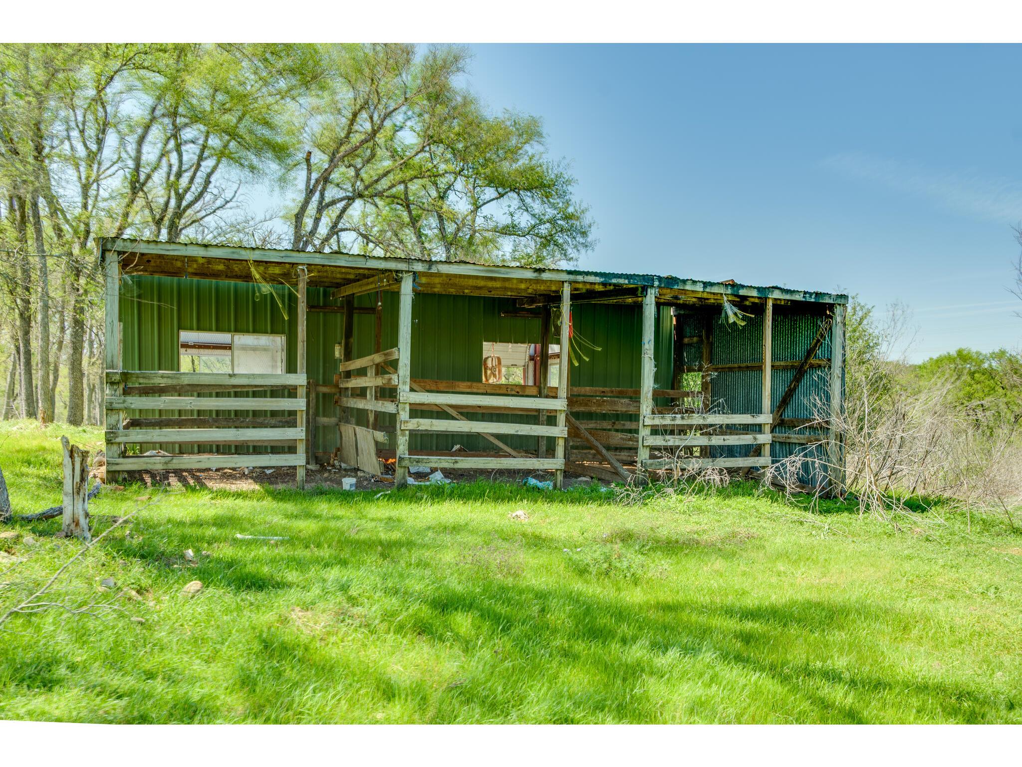 185 Settlers Trl Property Photo 29