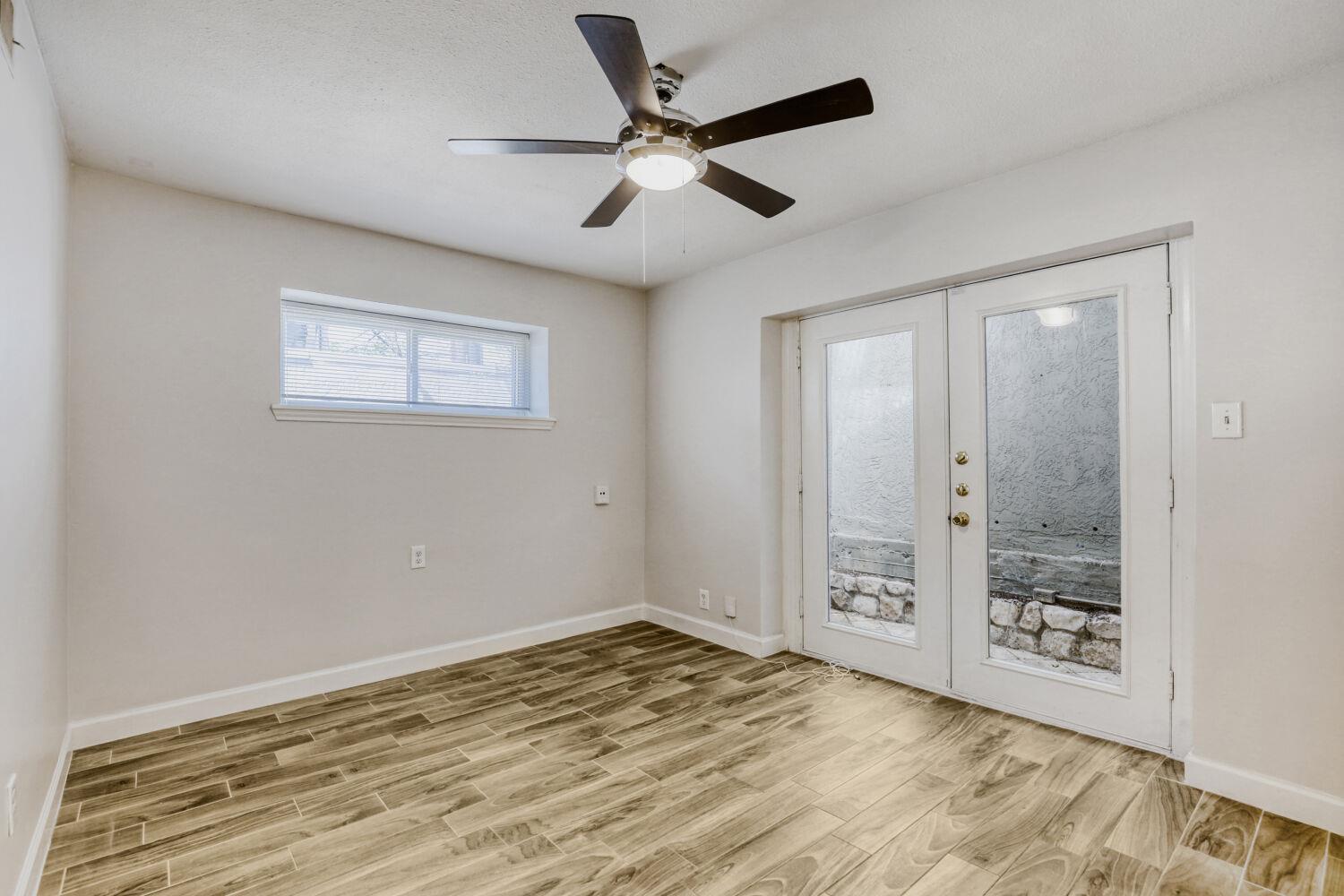1500 Woodlawn Blvd #105 Property Photo 10