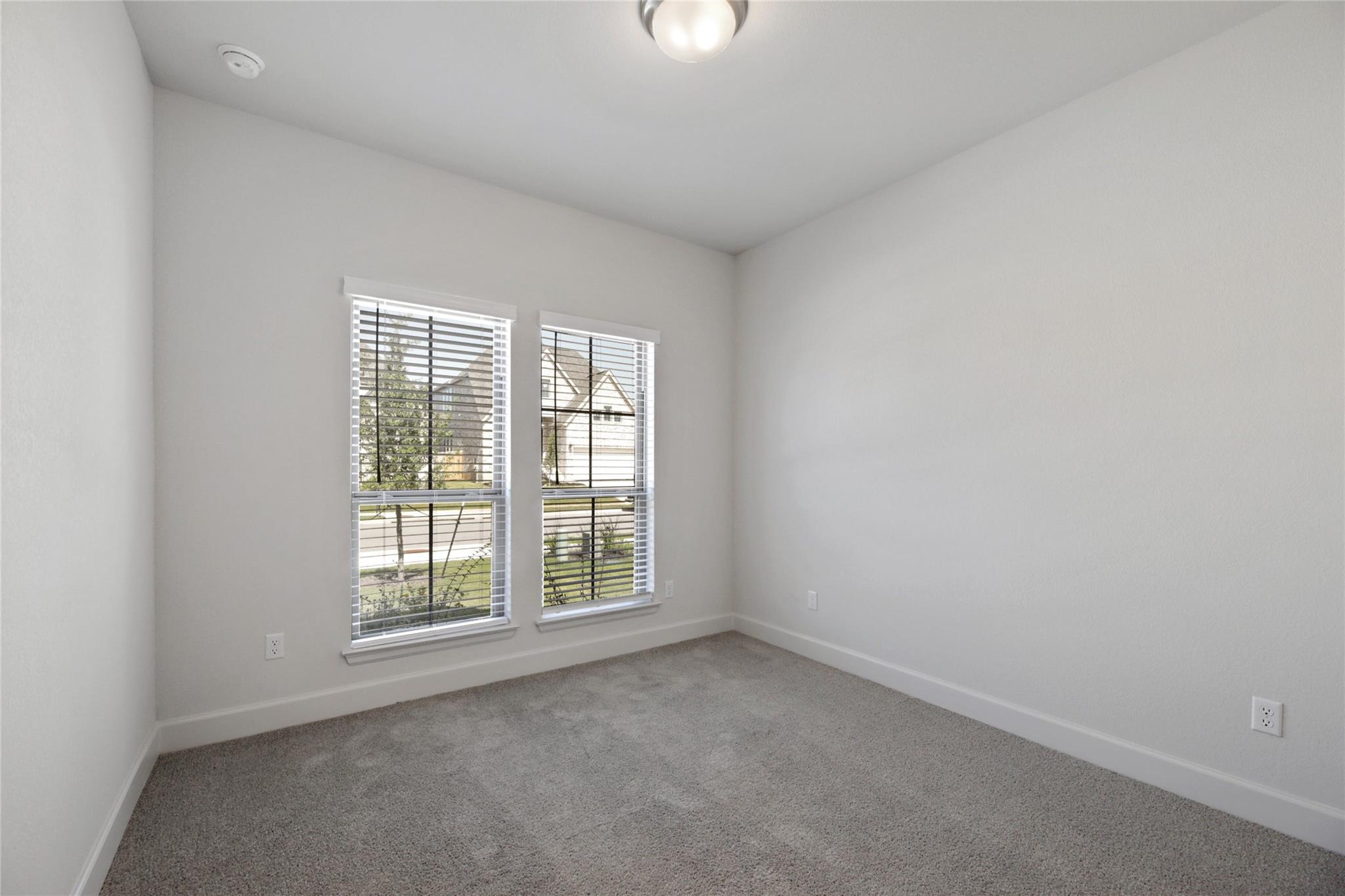 127 Plumbago Loop Property Photo 18