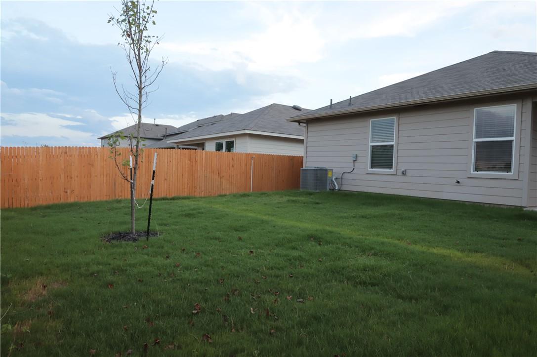 3004 Tweedy Trl Property Photo 37