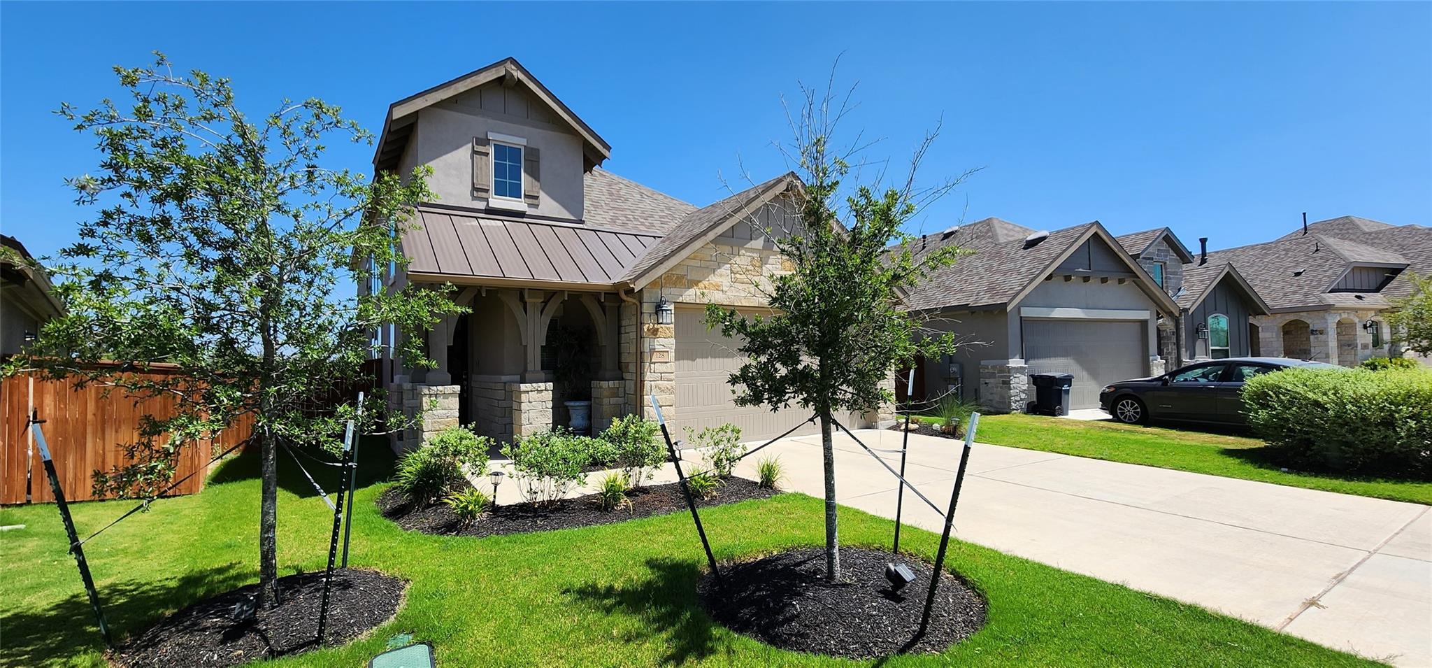 128 Rosebush Dr Property Photo 1