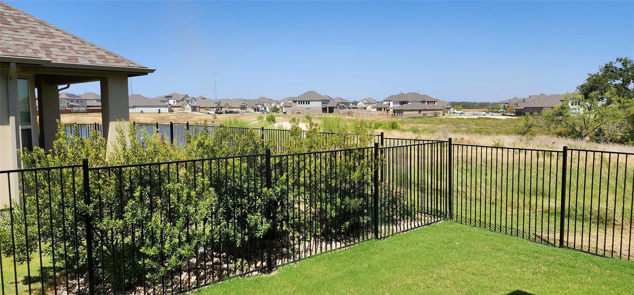 128 Rosebush Dr Property Photo 36