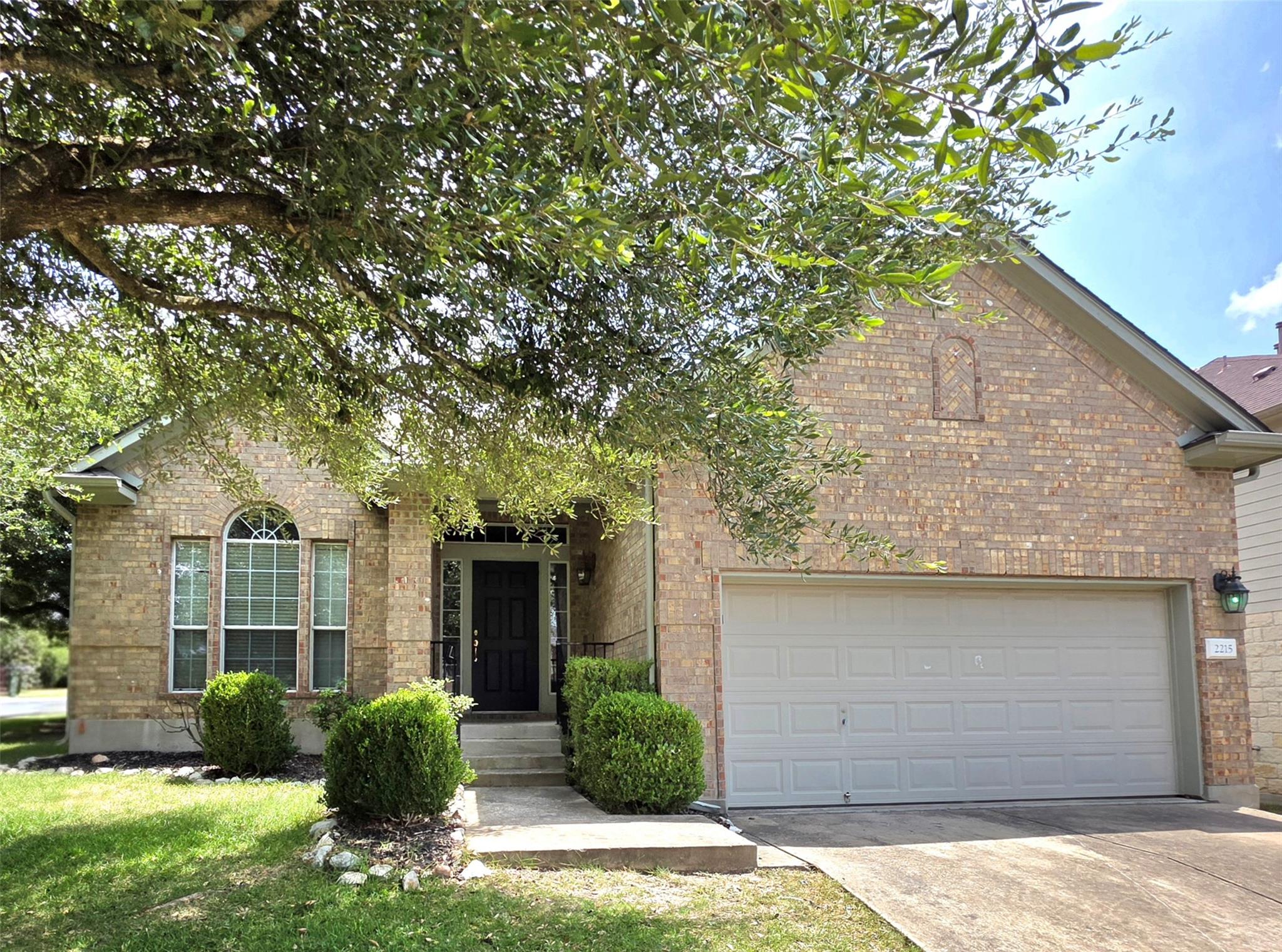2215 Conway Cv Property Photo 1