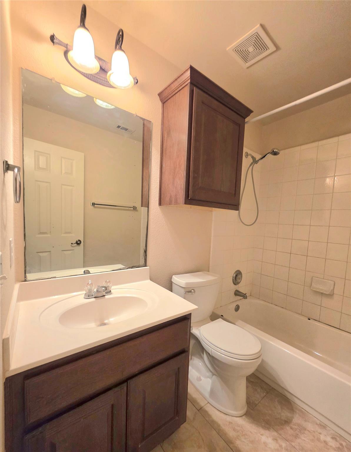 2215 Conway Cv Property Photo 21