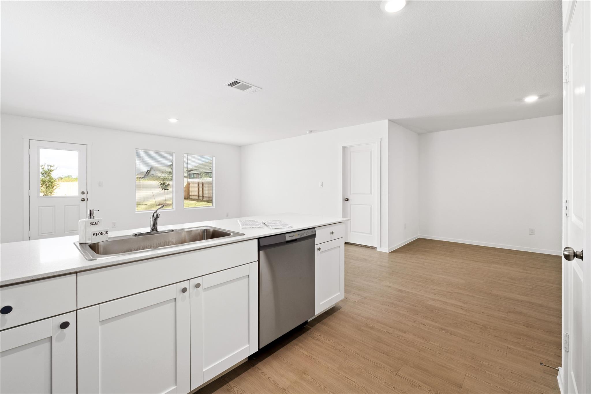 245 Pink Footed Pass Property Photo 5
