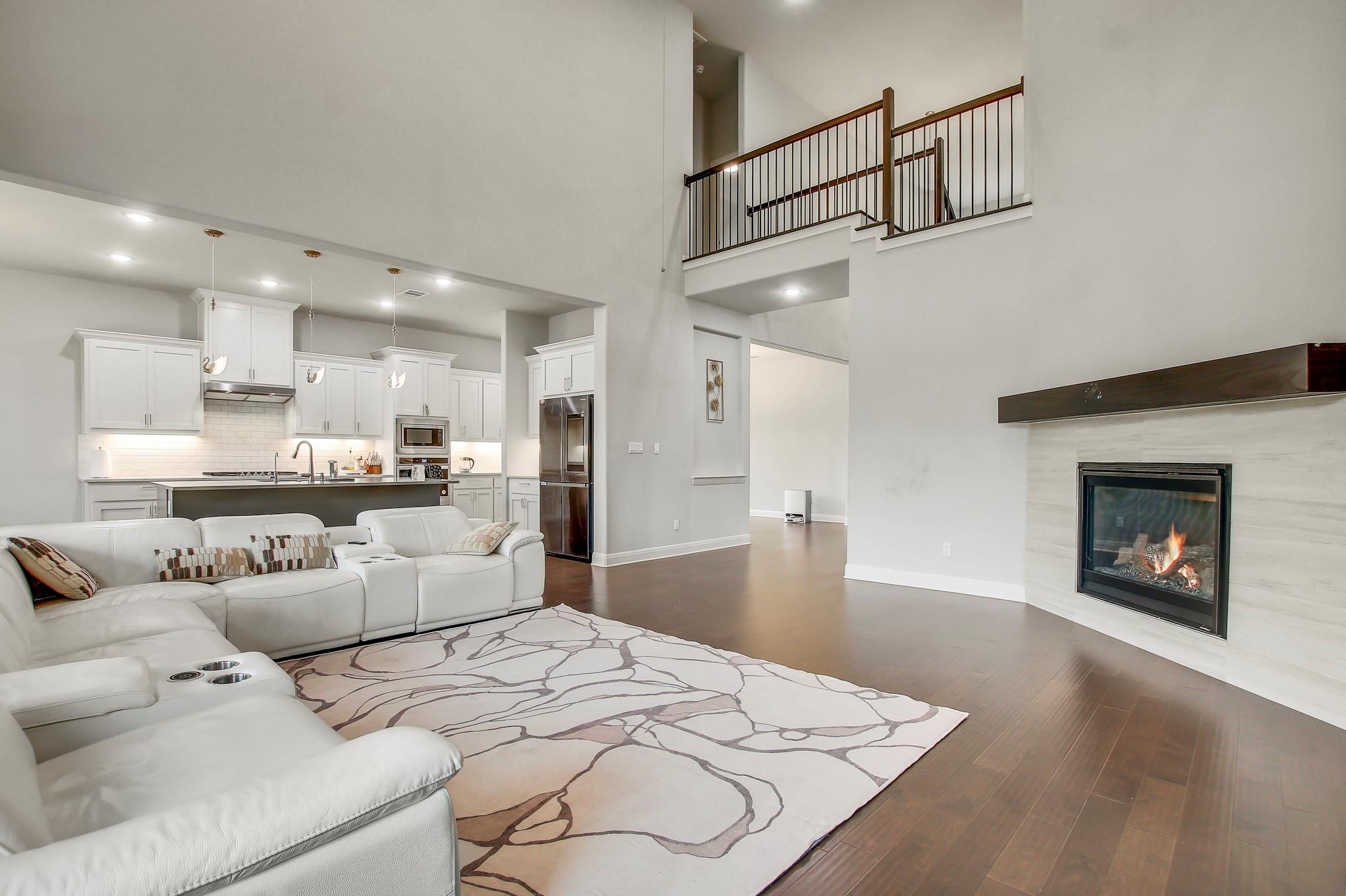 525 Houston Loop Property Photo 1