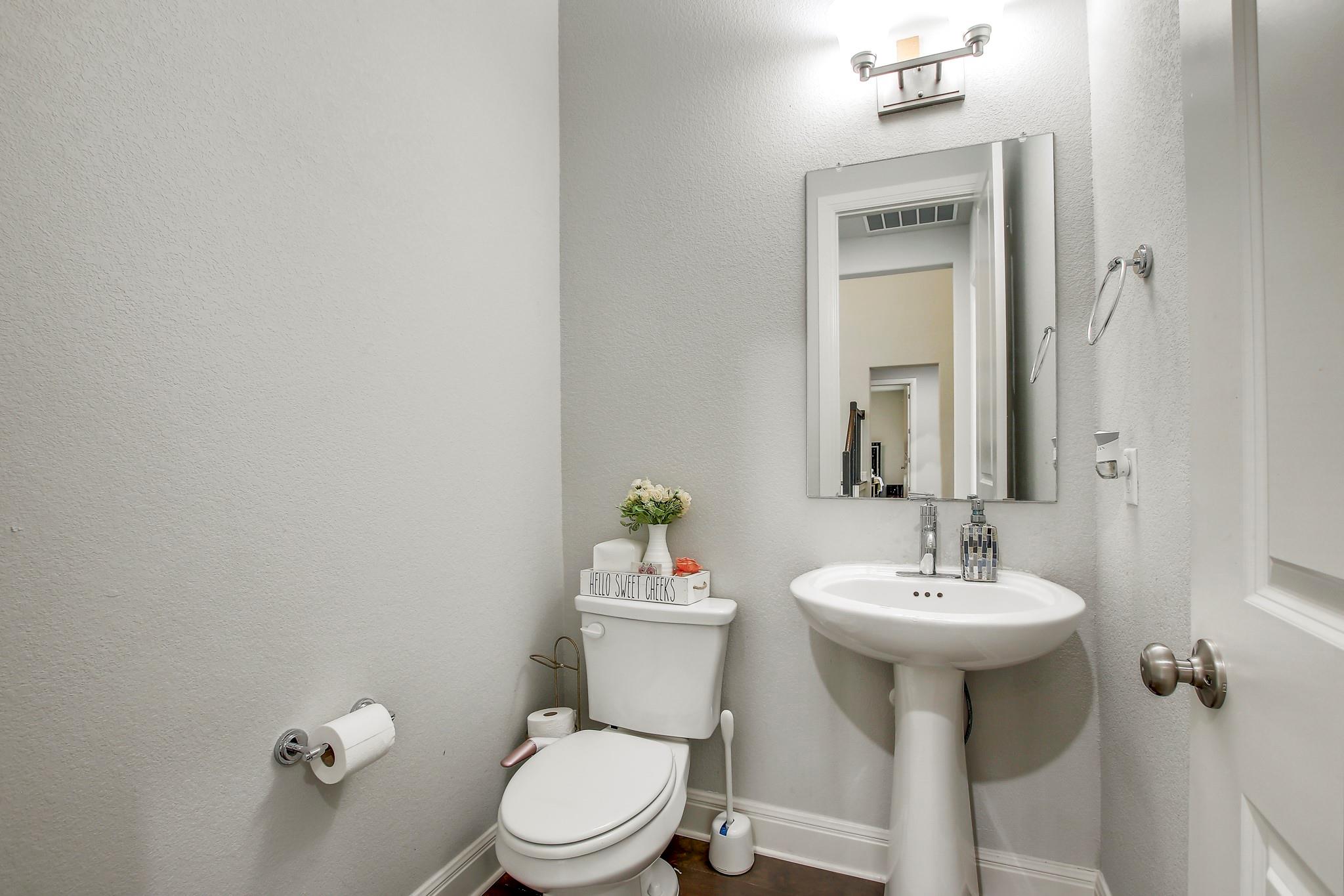 525 Houston Loop Property Photo 17