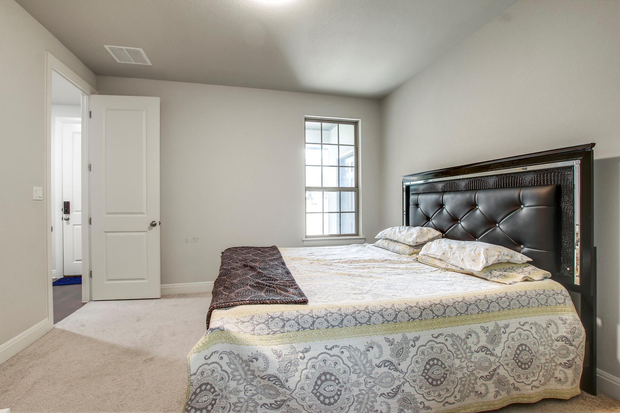 525 Houston Loop Property Photo 25