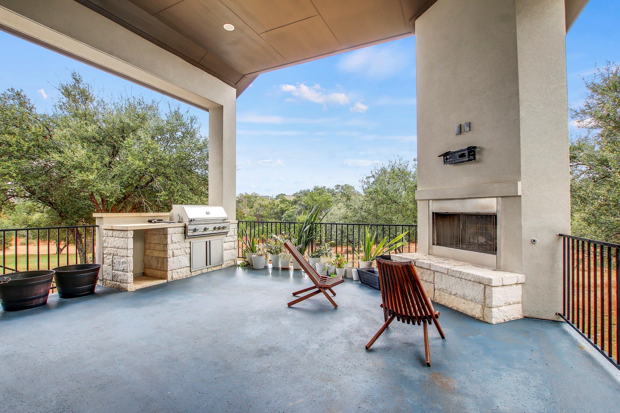 525 Houston Loop Property Photo 37
