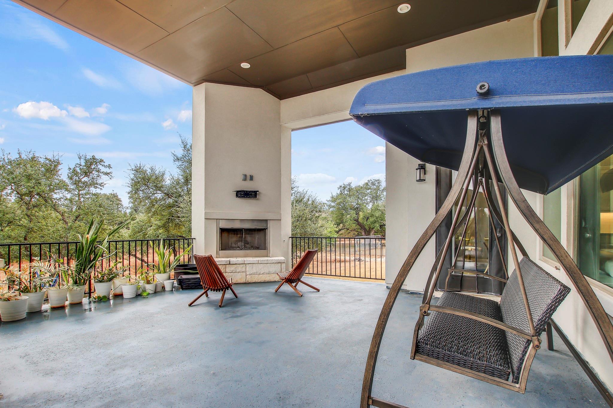 525 Houston Loop Property Photo 38