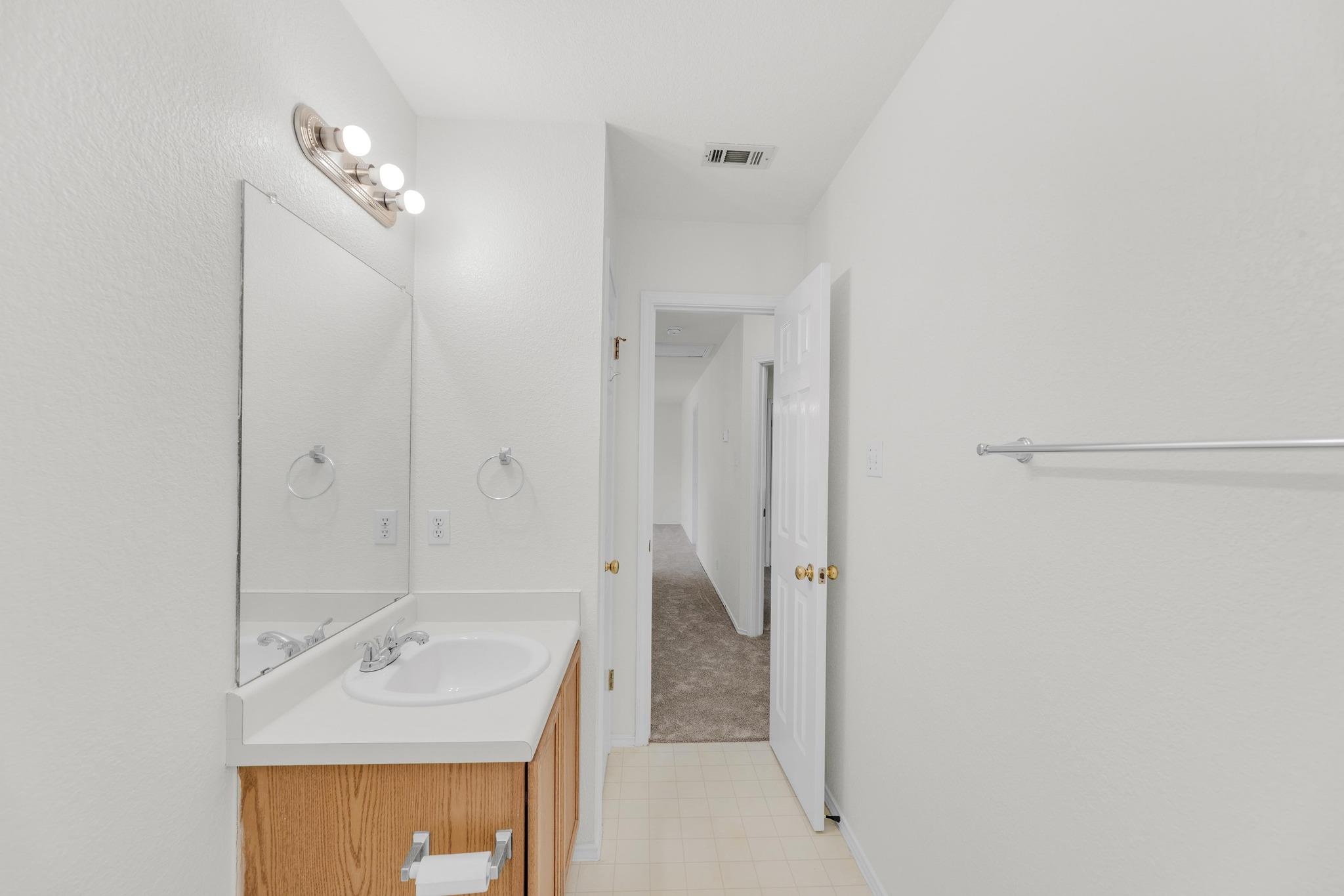 104 Presidio Dr Property Photo 28