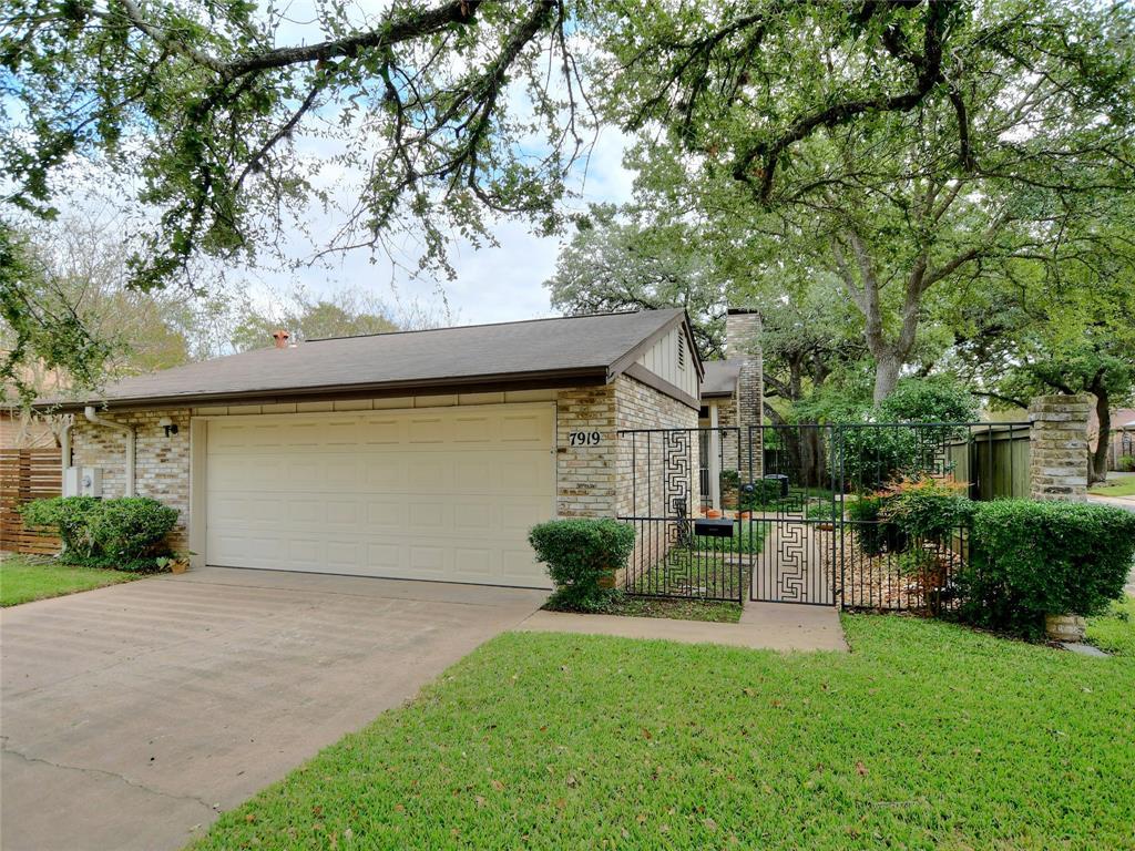 7919 Ridgeline Dr N Property Photo 1