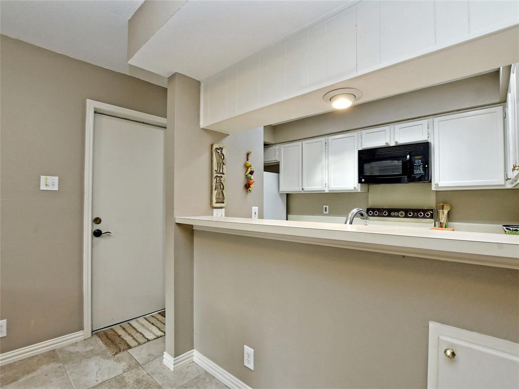 7919 Ridgeline Dr N Property Photo 10