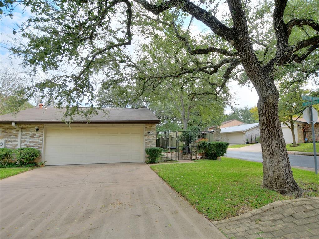 7919 Ridgeline Dr N Property Photo 22