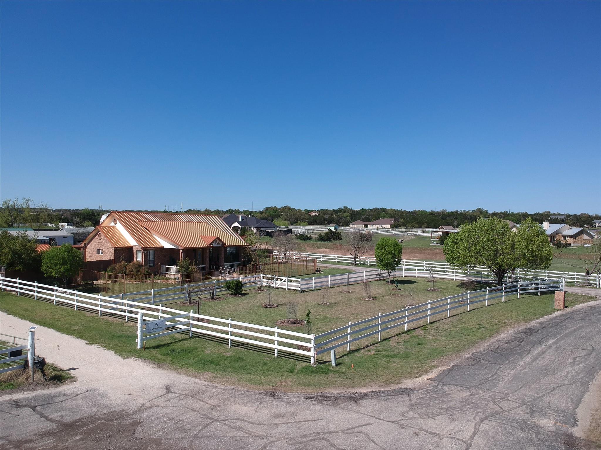 5 Anderson Xing Property Photo