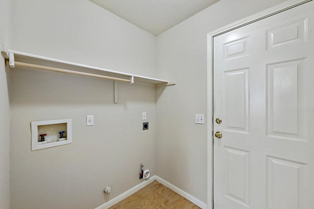 7212 Great Panda Cv Property Photo 8