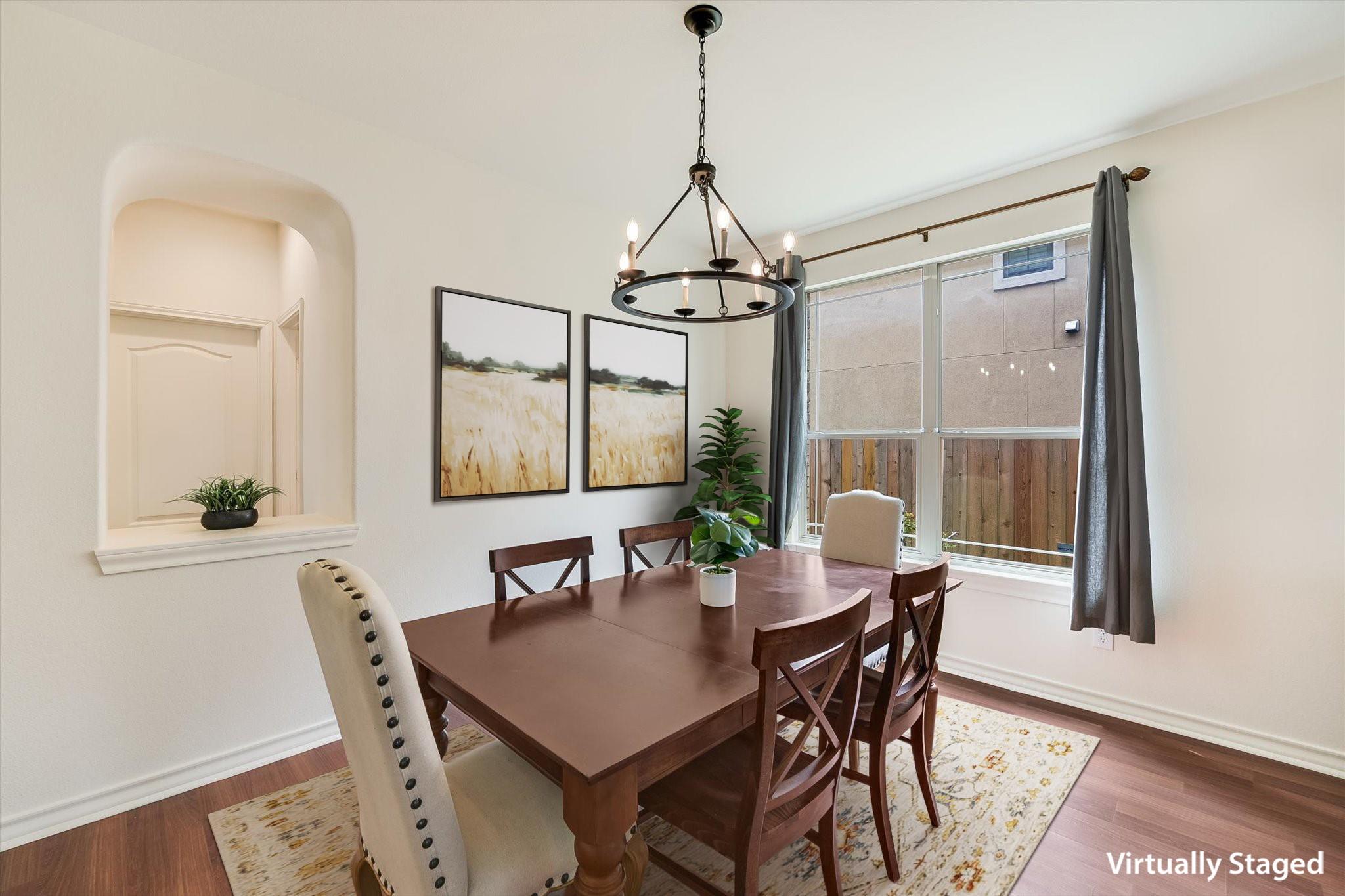 10229 English Oak Dr Property Photo 5